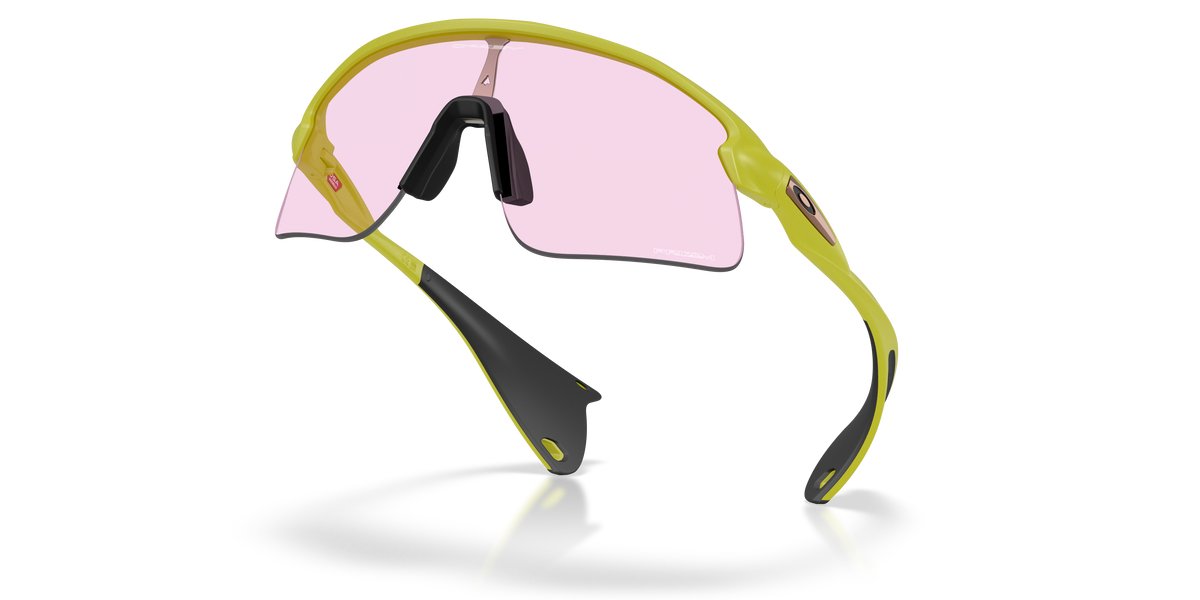 Oakley OO9517 STUNT DEVIL 951715