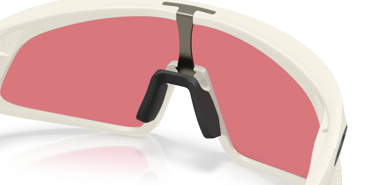 Oakley OO9524D RSLV 141 952405