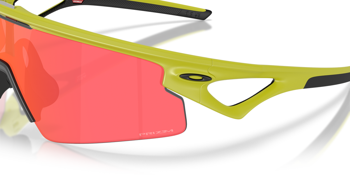 Oakley OO9531 SPHAERA STRIKE 953106
