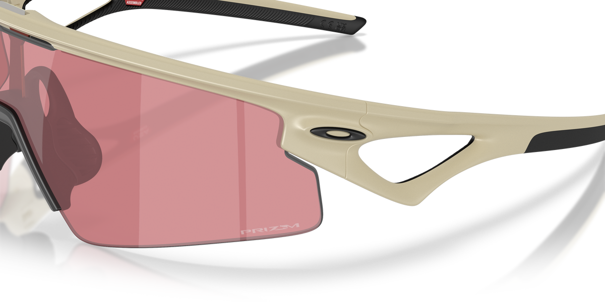 Oakley OO9531 SPHAERA STRIKE 953107