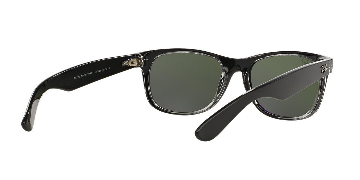 Ray-Ban New Wayfarer RB2132 605258