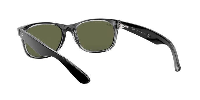 Ray-Ban New Wayfarer RB2132 6052