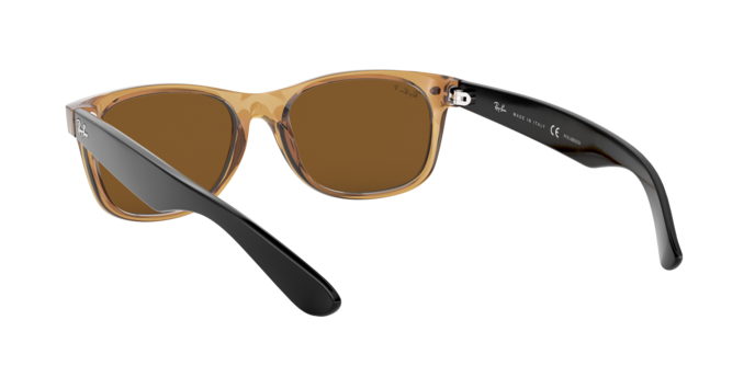Ray-Ban New Wayfarer RB2132 945/57