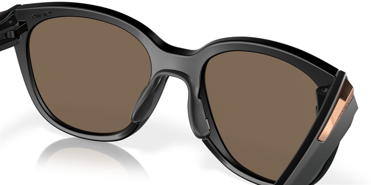 Oakley OO9433 LOW KEY 943305