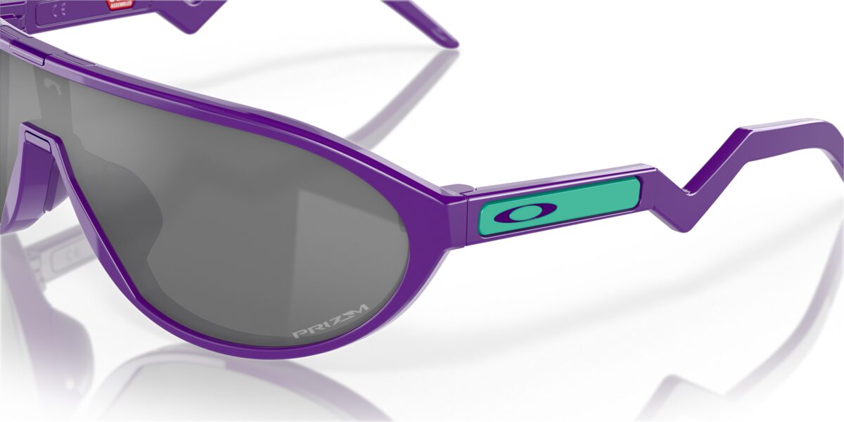 Oakley OO9467 CMDN 946704