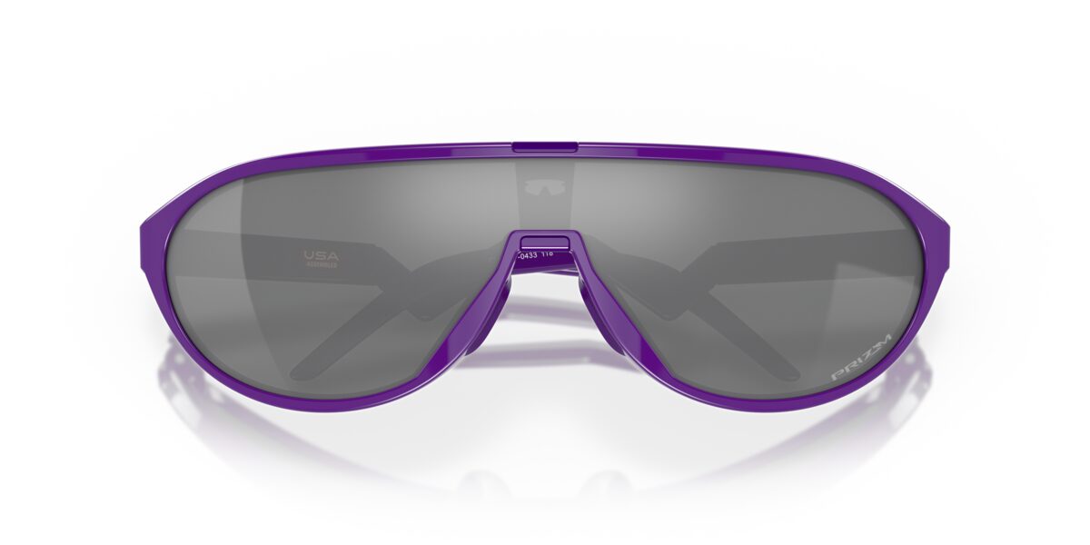 Oakley OO9467 CMDN 946704