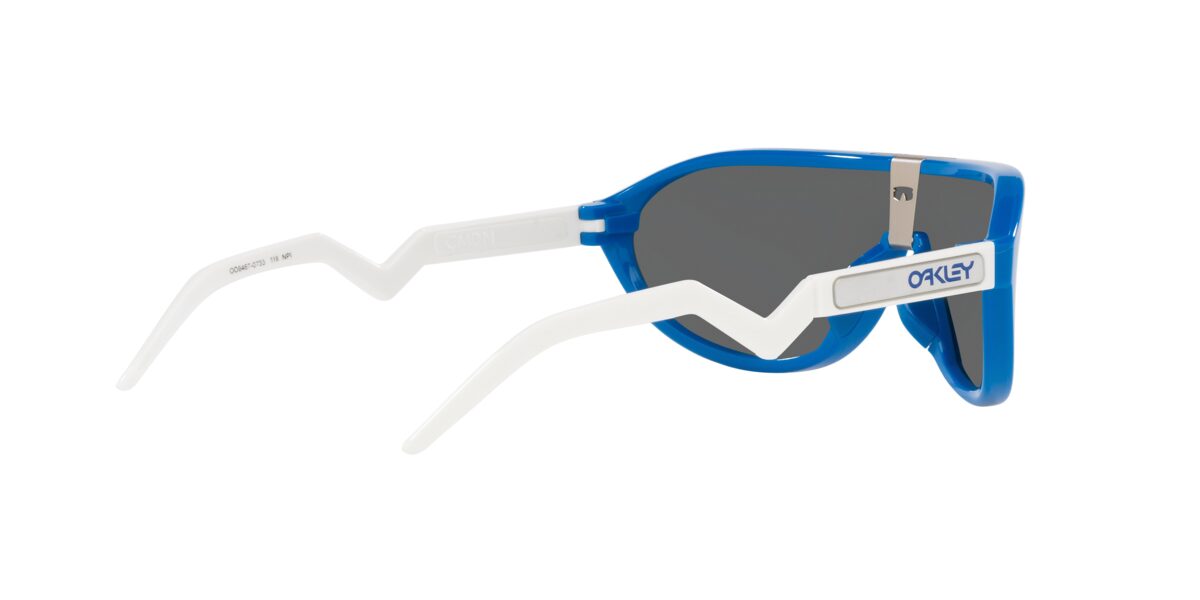 Oakley OO9467 CMDN 946707