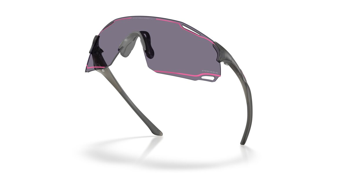 Oakley OO9513D CYBR DYNO 951310