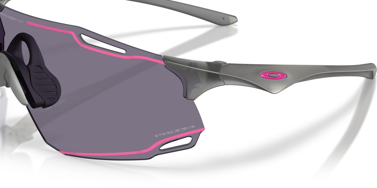 Oakley OO9513D CYBR DYNO 951310