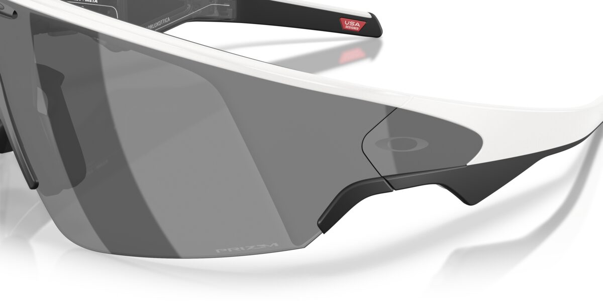 Oakley Wearable OW8001 VANGUARD 800105