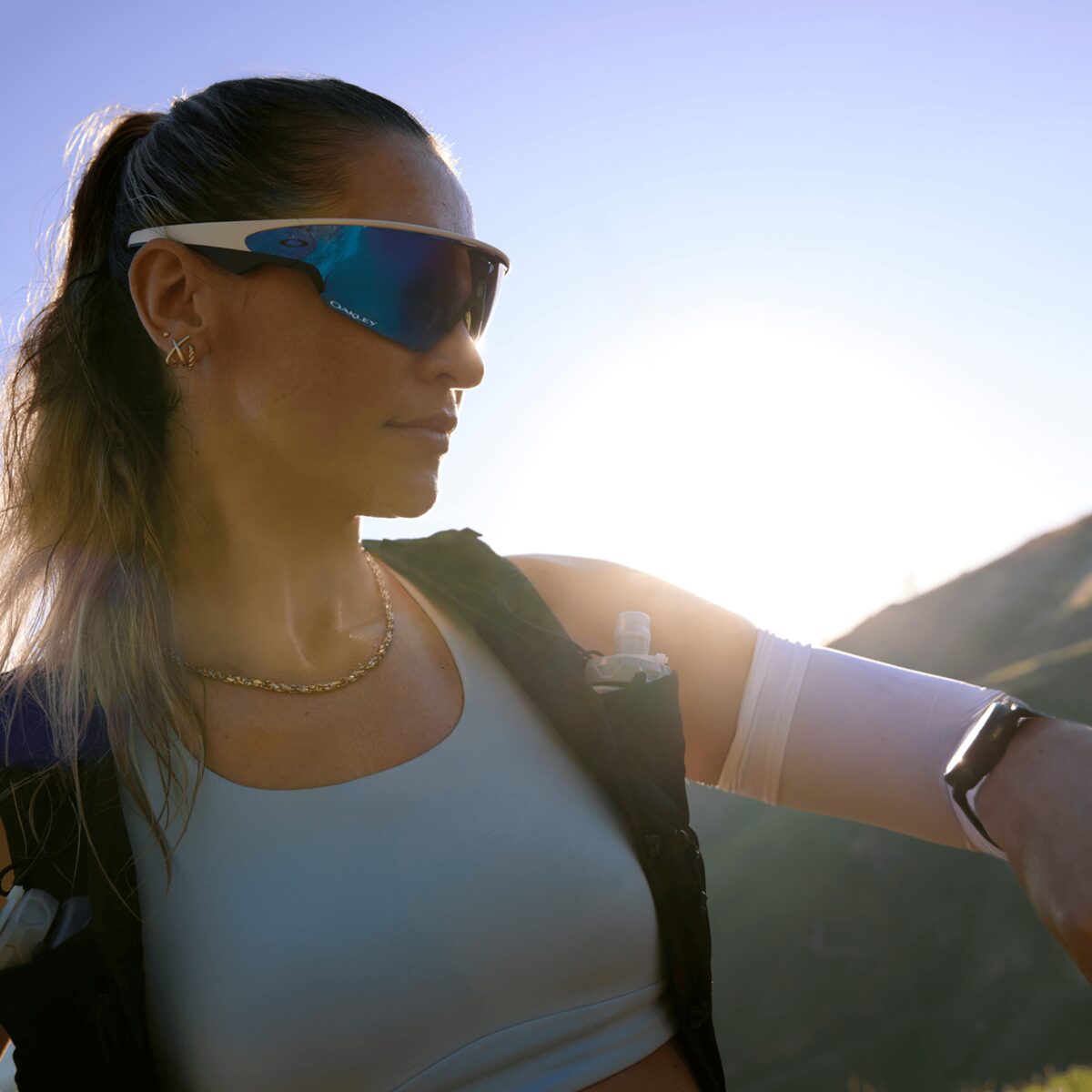 Oakley Wearable OW8001 VANGUARD 800106