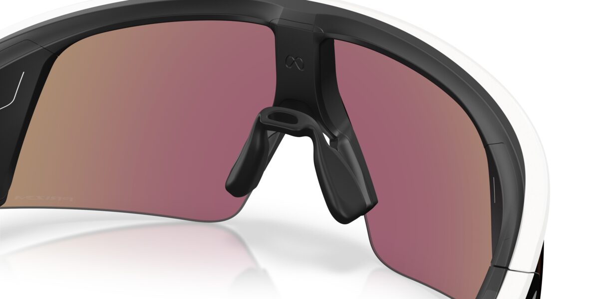 Oakley Wearable OW8001 VANGUARD 800106