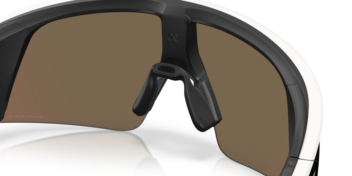 Oakley Wearable OW8001 VANGUARD 800108
