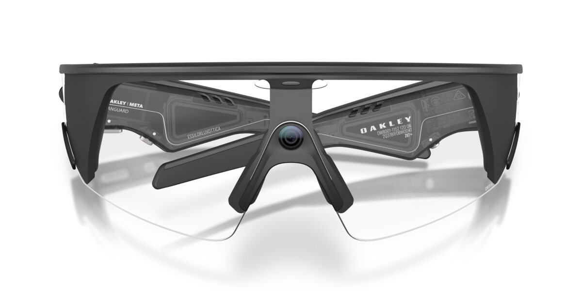 Oakley Wearable OW8001 VANGUARD 800111