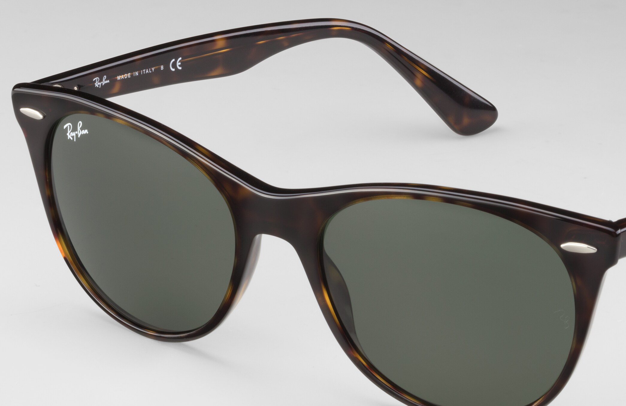 Ray-Ban RB2185 WAYFARER II 902/31